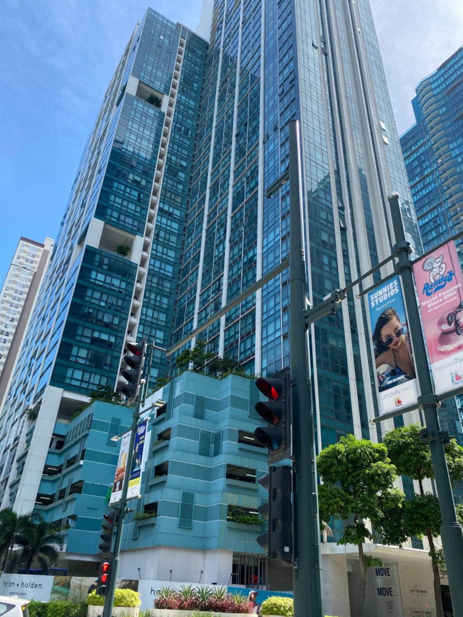 1 Bedroom Uptown Bgc Across Uptown Mall Manila Kültér fotó